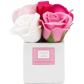 Bouquet rose di petali di sapone